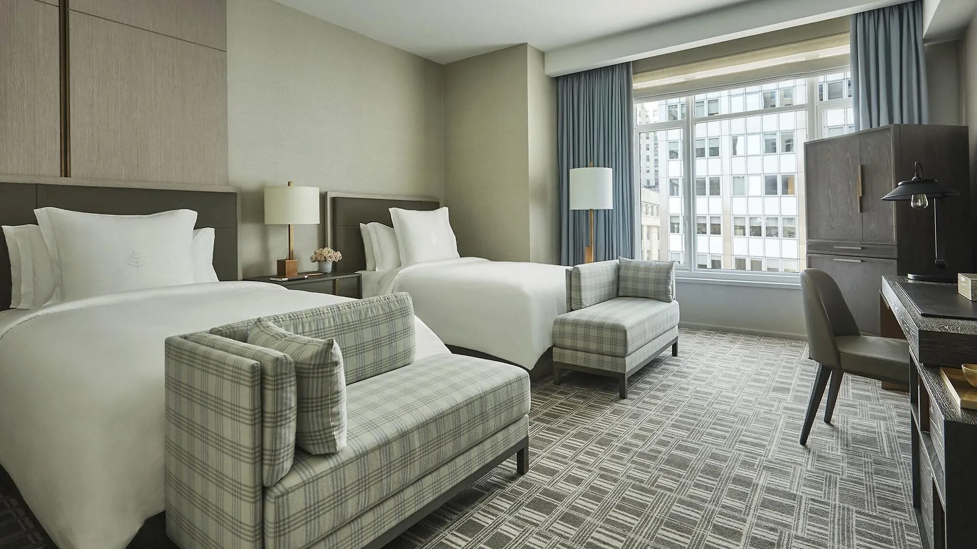 Four Seasons Hotel New York Downtown